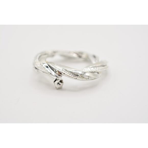 Gerry's Vintage Pin Brooch Round Wreath Silver Tone 1980s Signed BinV - Picture 8 of 12